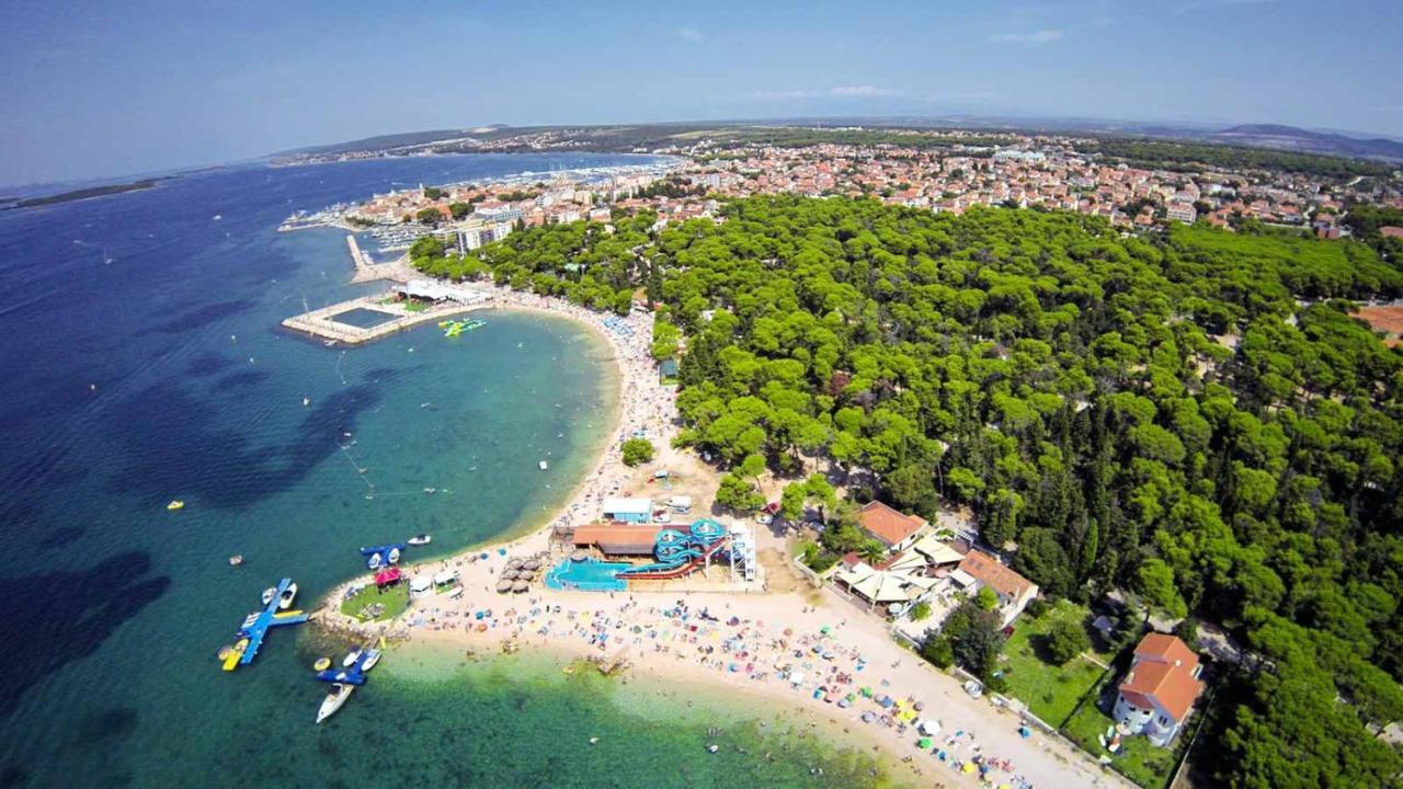 Dva Dukata Bed and Breakfast Biograd Na Moru Exteriör bild